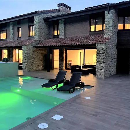 2 En Con Piscina Privada En Asturias El Marquesau Apartment