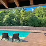 2 En Con Piscina Privada En Asturias El Marquesau Apartmán