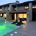 2 En Con Piscina Privada En Asturias El Marquesau Apartment