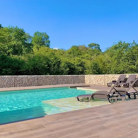 2 En Con Piscina Privada En Asturias El Marquesau Apartmán