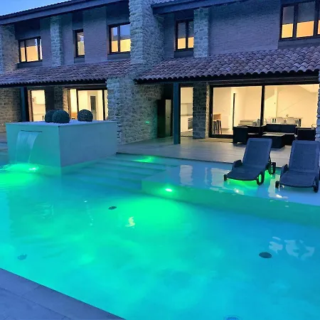 2 En Con Piscina Privada En Asturias El Marquesau Apartmán Noriega