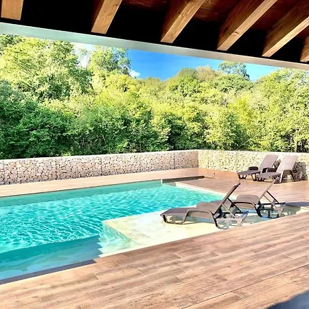 Lejlighed 2 En Con Piscina Privada En Asturias El Marquesau Noriega