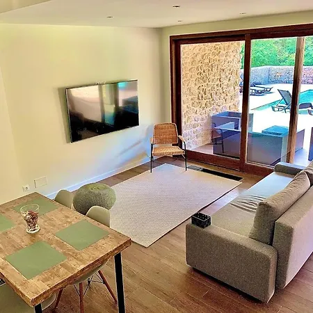 2 En Con Piscina Privada En Asturias El Marquesau